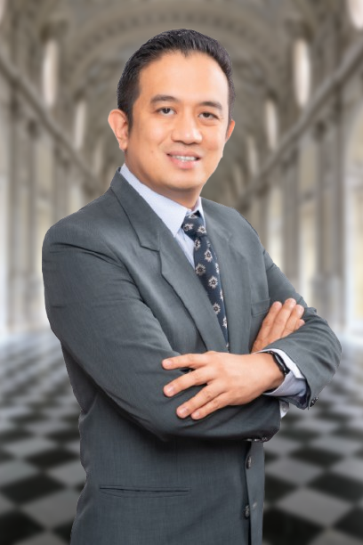 Jun J. Macas